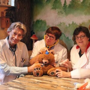 Poppen en Berenbureau - ma. 11 aug. - groep 1 t/m 8
